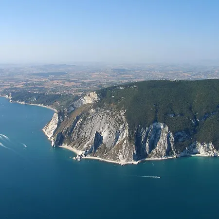 Panzió Agromarino Sirolo