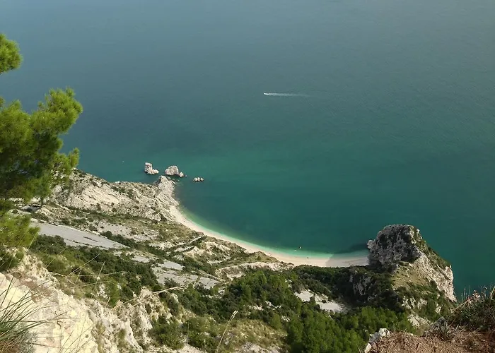 Bed & Breakfast Agromarino 4*