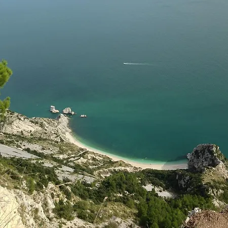 Bed & Breakfast Agromarino 4*