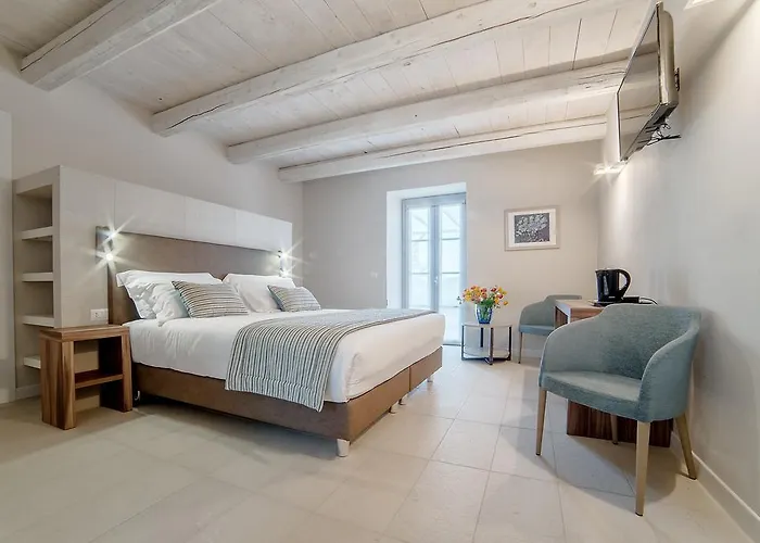 Bed & Breakfast Agromarino 4*